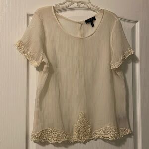 Jessica Simpson sheet top